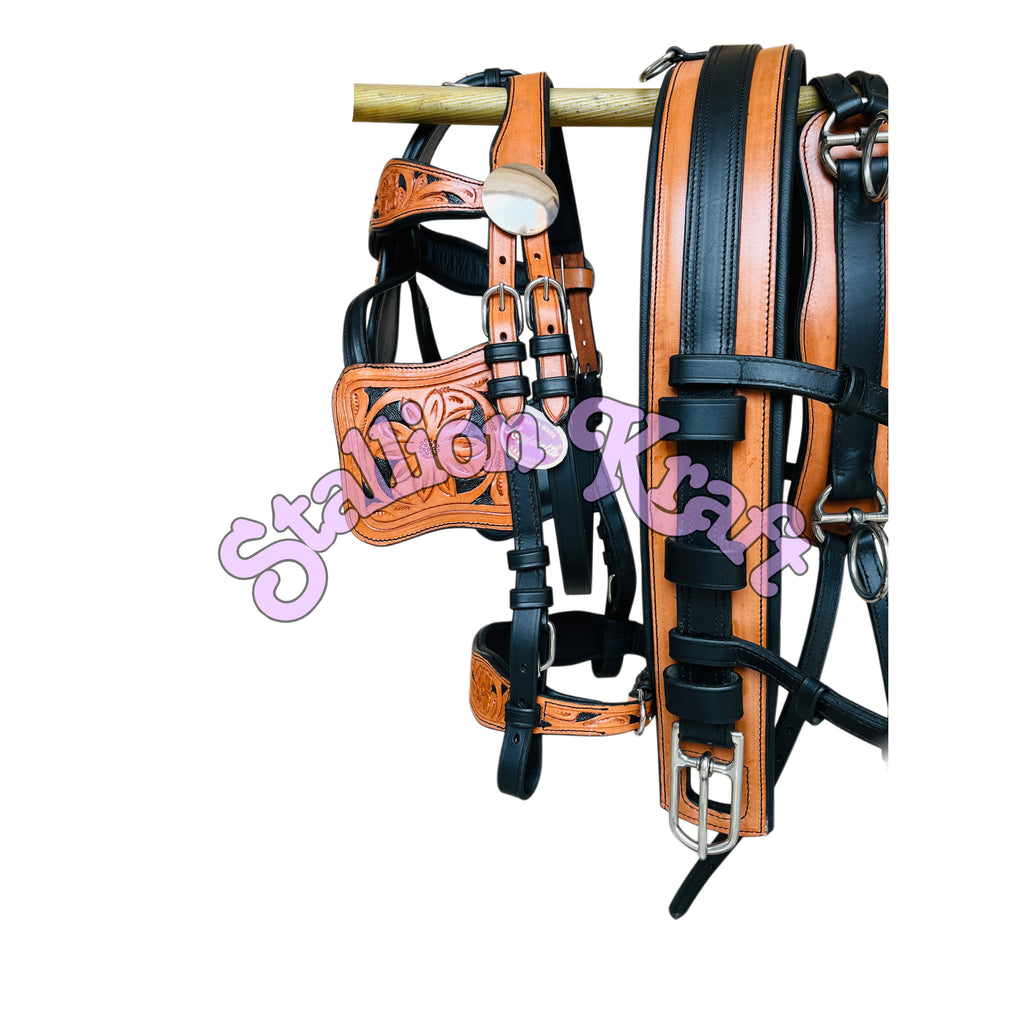 Genuine Full Grain Leather Horse Driving Harness Set Dual Tone Black & Natural Carriage Buggy Harness with Stainless Steel Fittings